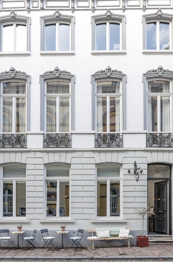 The Bank 1869 - Unique Guestrooms In The Historic Center Of Брюгге Екстер'єр фото