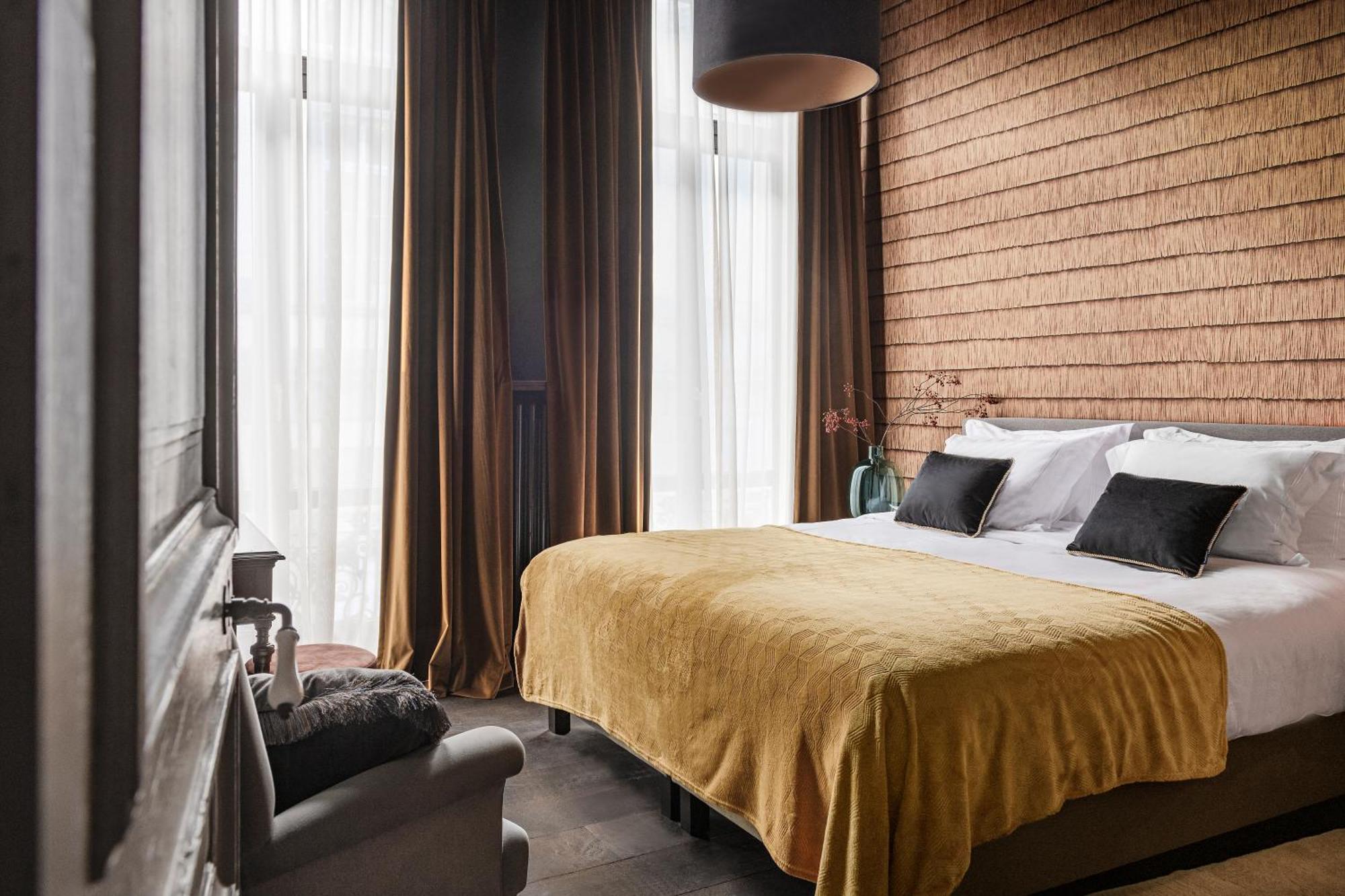 The Bank 1869 - Unique Guestrooms In The Historic Center Of Брюгге Екстер'єр фото